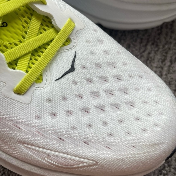 HOKA Clifton 9 - Picture 6 of 7